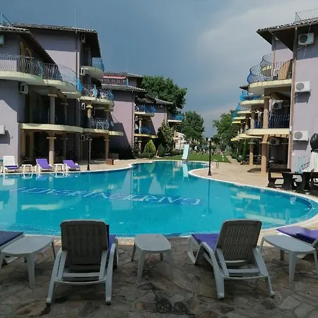 Vip In Garden Sozopol