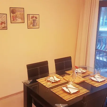 Lägenhet Vip In Garden